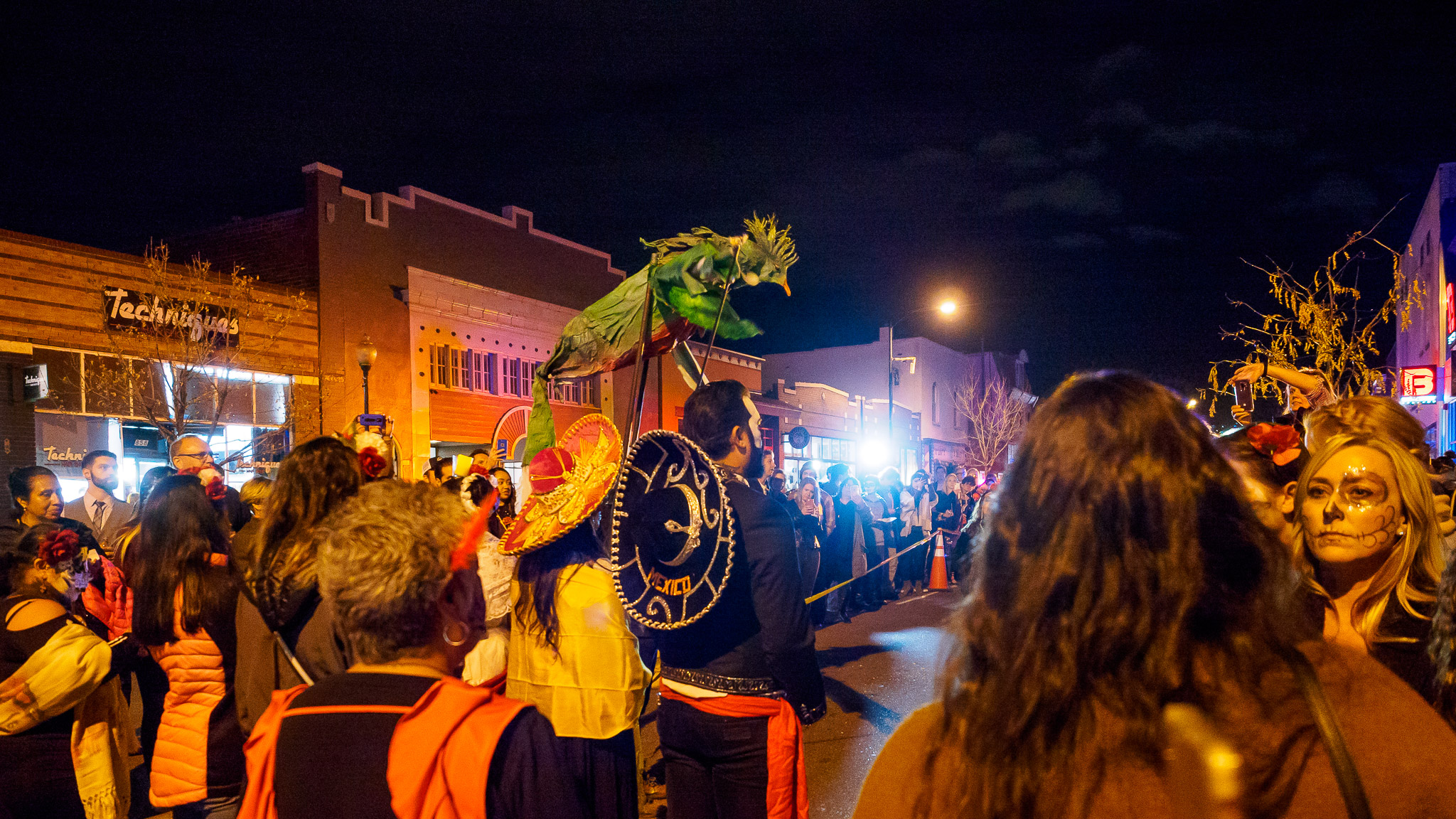 Procession into the museum of Latin arts and culture